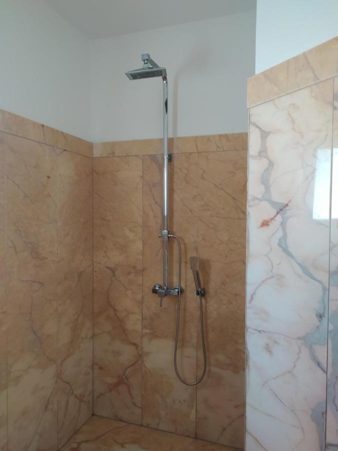 A&V Sea View Villa Fira  Ngoại thất bức ảnh