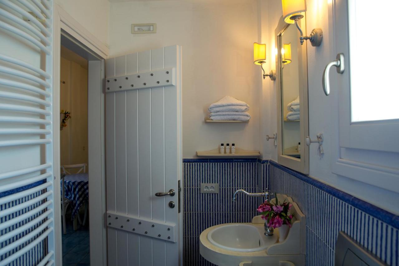 A&V Sea View Villa Fira  Ngoại thất bức ảnh