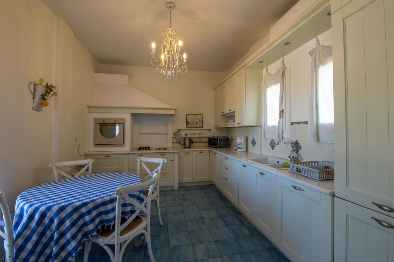 A&V Sea View Villa Fira  Ngoại thất bức ảnh