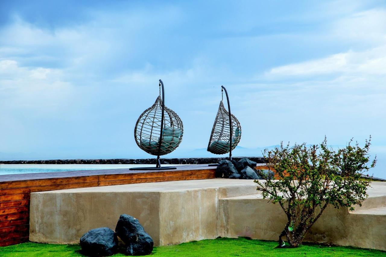 A&V Sea View Villa Fira  Ngoại thất bức ảnh